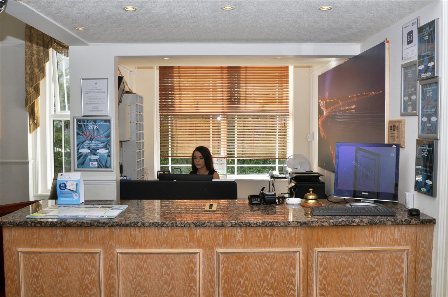 Montague Hotel Bournemouth Ngoại thất bức ảnh