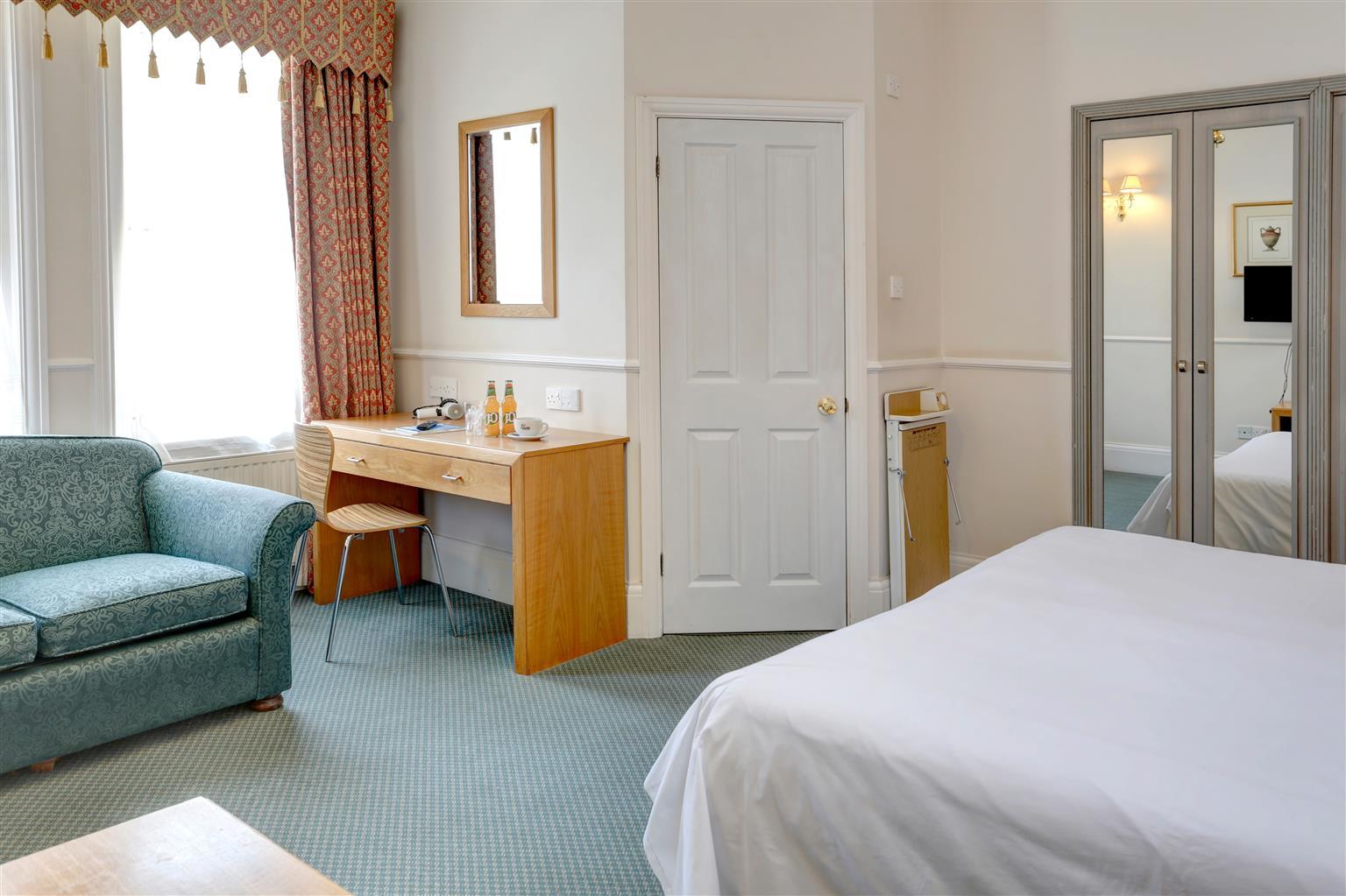 Montague Hotel Bournemouth Ngoại thất bức ảnh